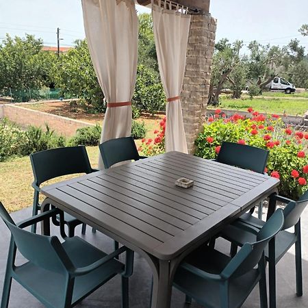 Villa Charm Ткон Экстерьер фото