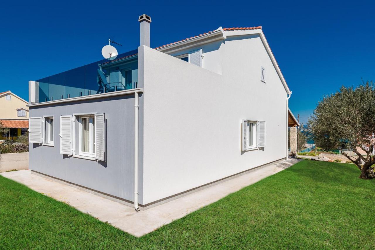 Villa Charm Ткон Экстерьер фото