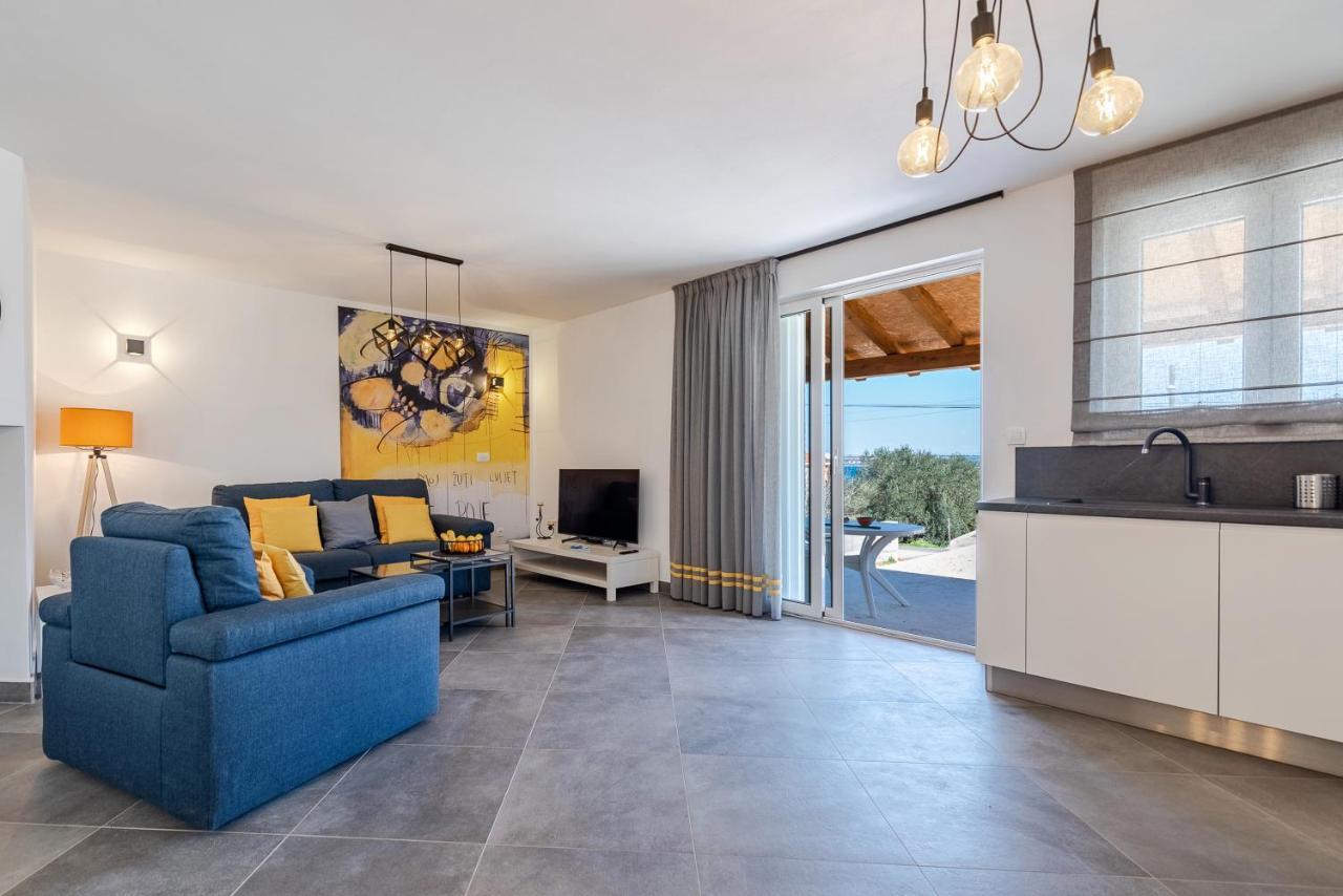 Villa Charm Ткон Экстерьер фото